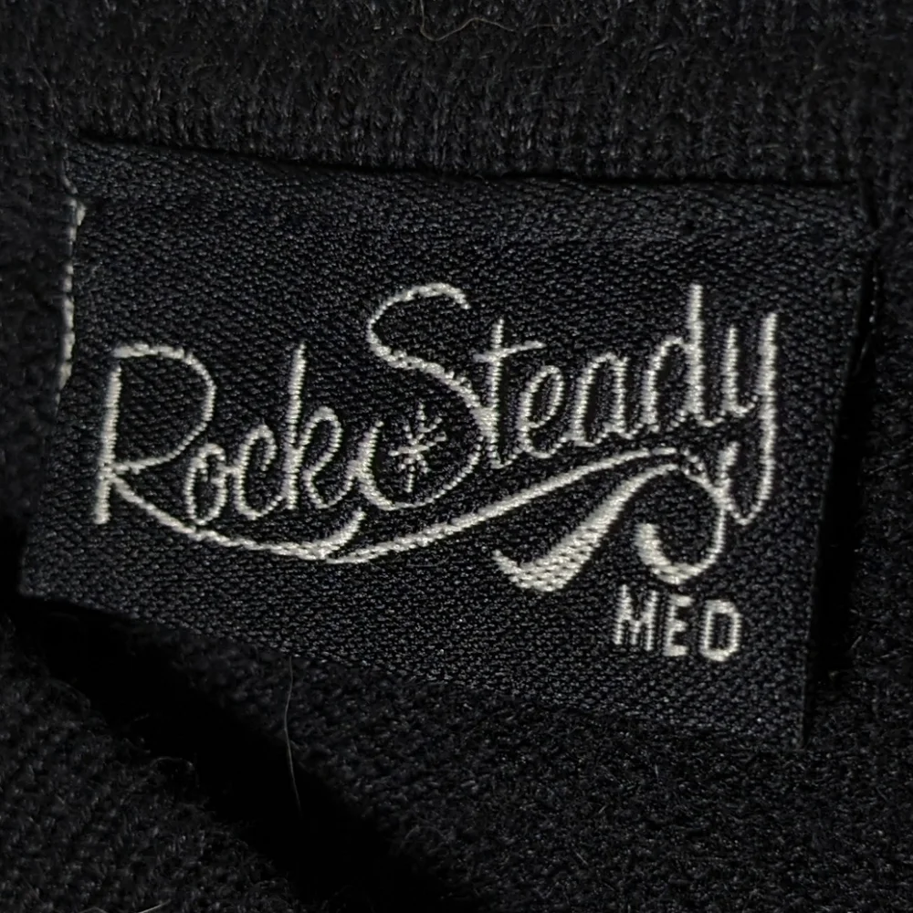 Rock Steady Cropped Crew Sweater with Cream Swallow Tail Motifs - Picture 6 of 8